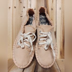 Dolce Vita DV Women 6.5 M Canvas Peach Salmon Platform Espadrille Sneaker Oxford